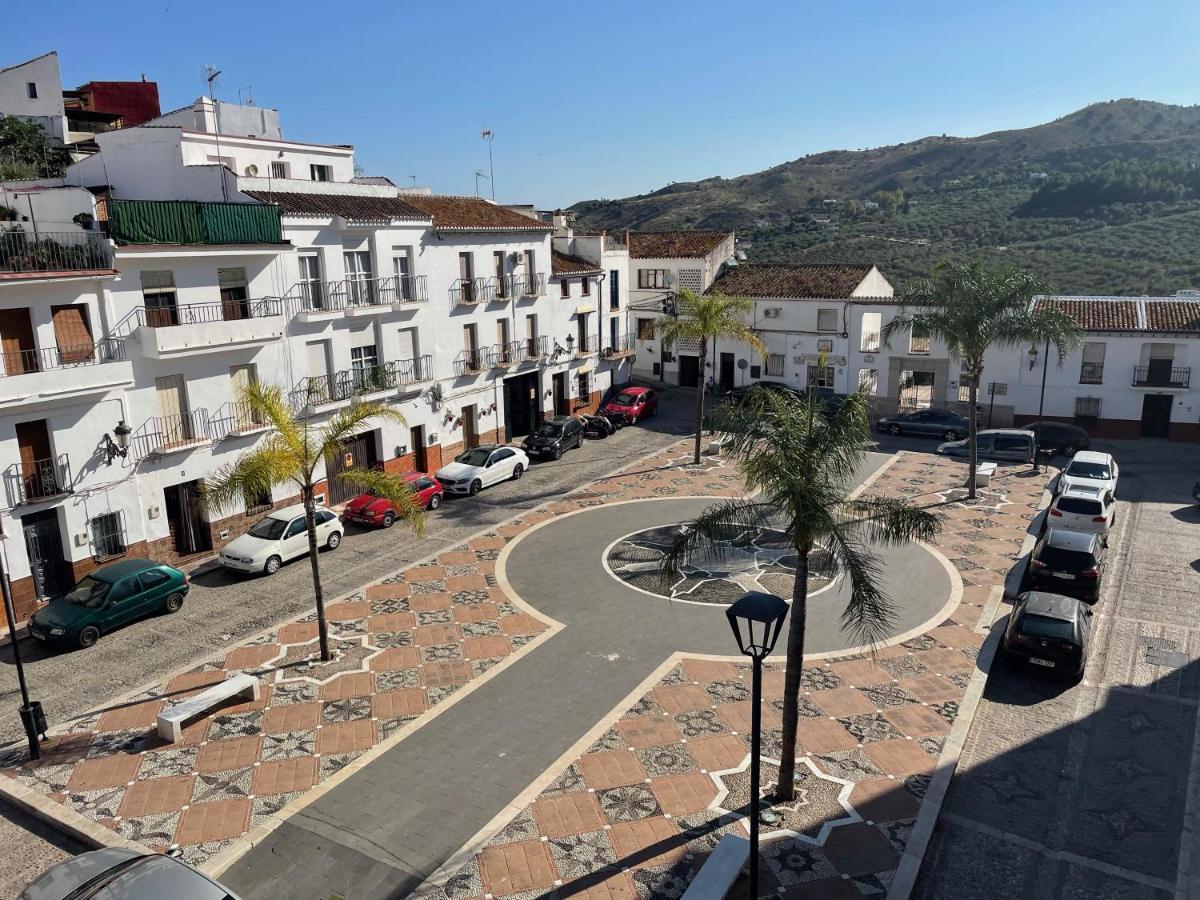 Spanish Town House Эль-Чорро Экстерьер фото