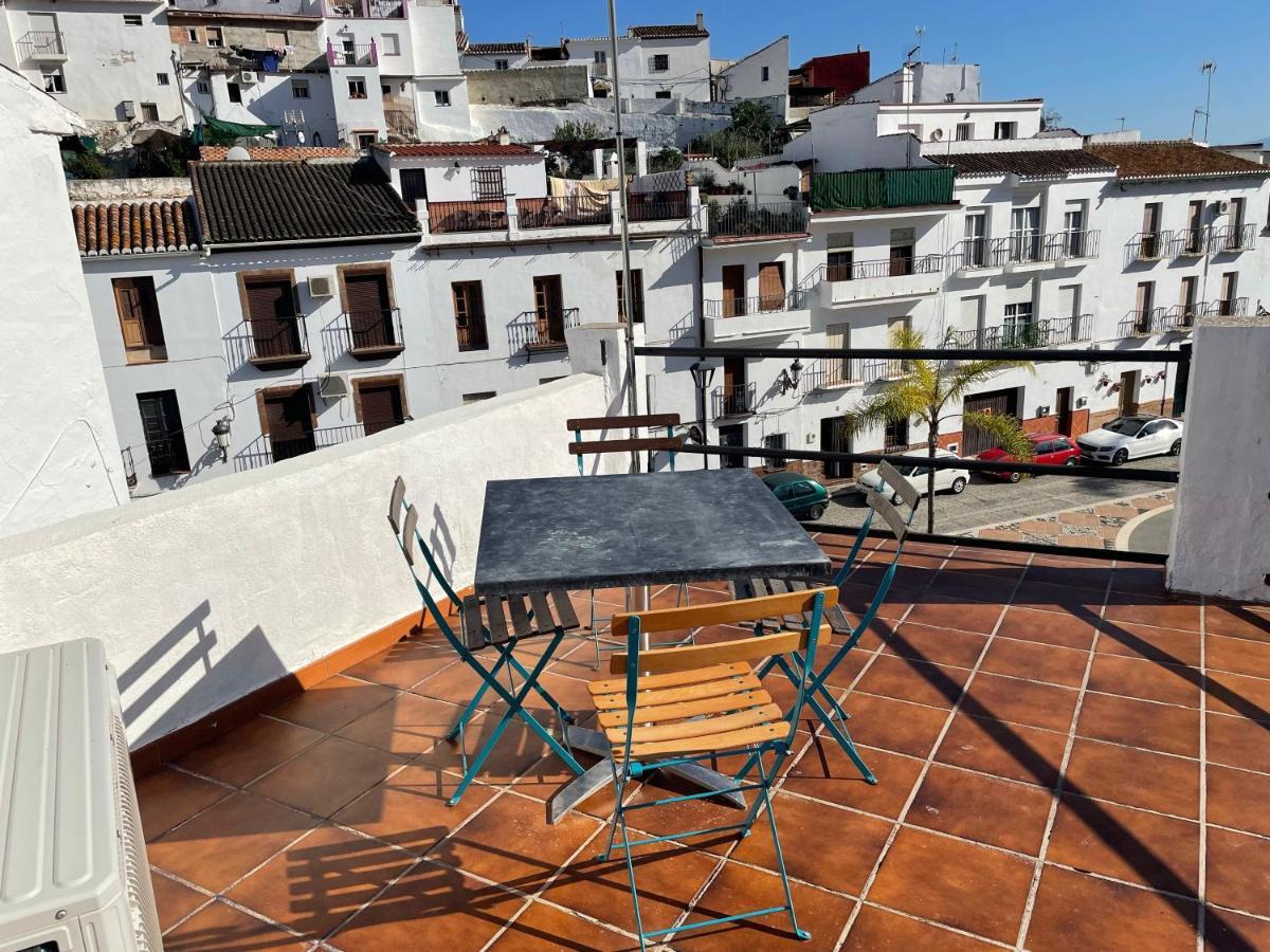 Spanish Town House Эль-Чорро Экстерьер фото