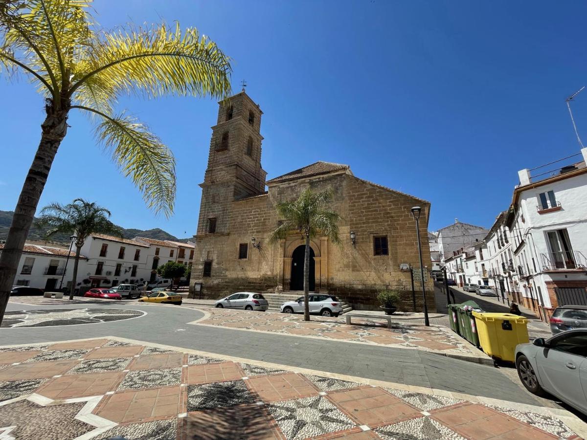 Spanish Town House Эль-Чорро Экстерьер фото