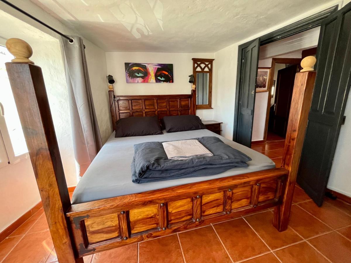 Spanish Town House Эль-Чорро Экстерьер фото